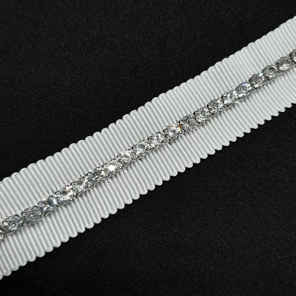 Тасьма HR2113 з каменем SS16